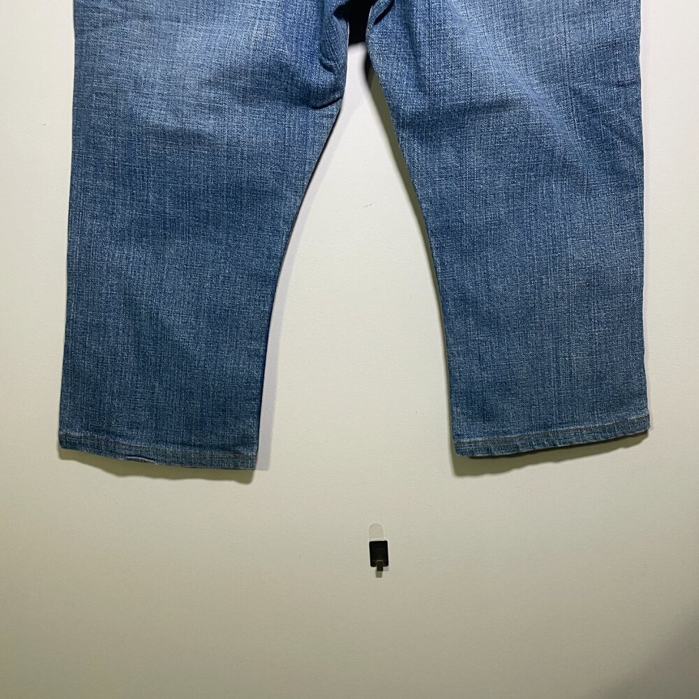 Women's Levi's 8M 515 Bootcut Jean Capris - Picture 11 of 11